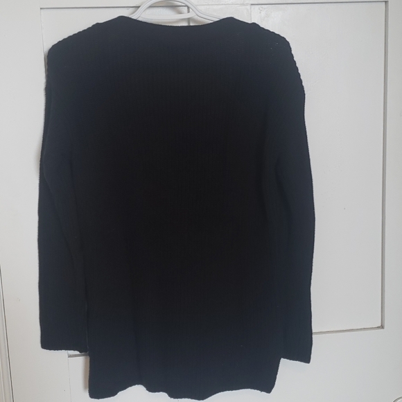 Black Lace-Up Knit Sweater - Picture 3 of 3